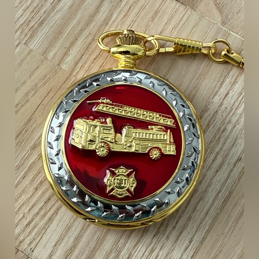 Hanslin Firefighter Motif Pocket Watch Gold-Tone Case White Dial Chain w/Clip